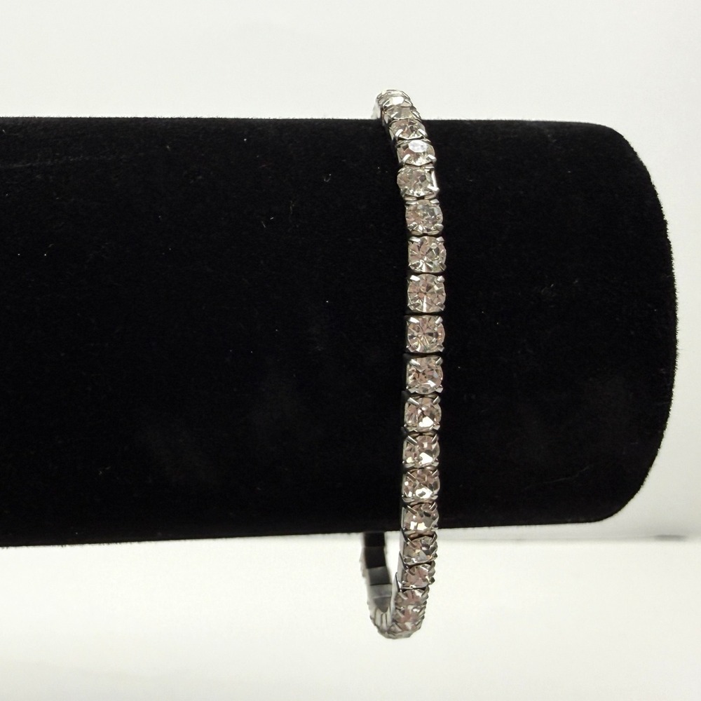 Elegant Silver Tone Rhinestone Tennis Bracelet Sparkling Stretch Band Jewelry